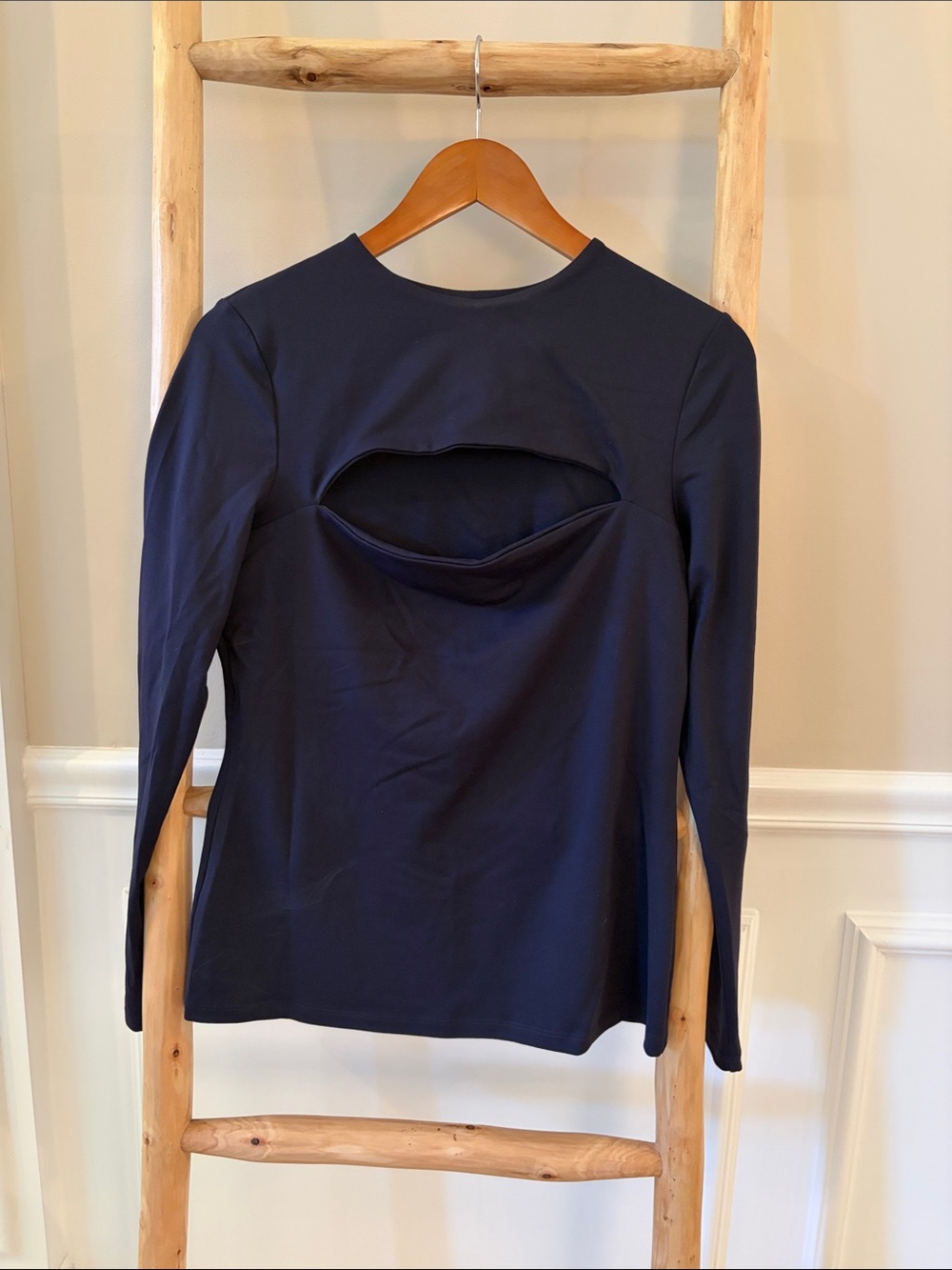 Susana Monaco Navy Long-Sleeve Cutout Front Top